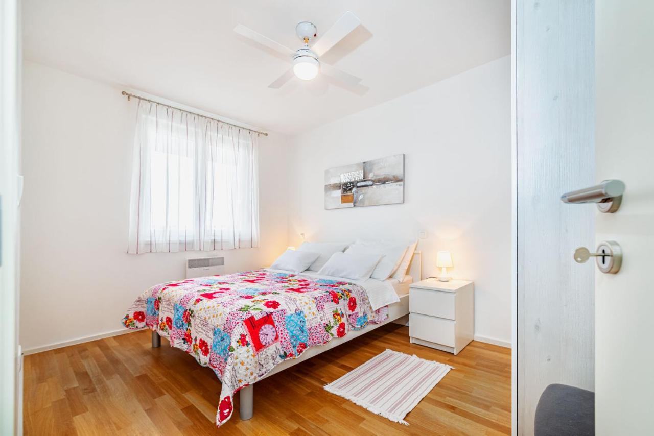 شقة Ap Stella, Center Of Zadar, 2Br, Parking المظهر الخارجي الصورة